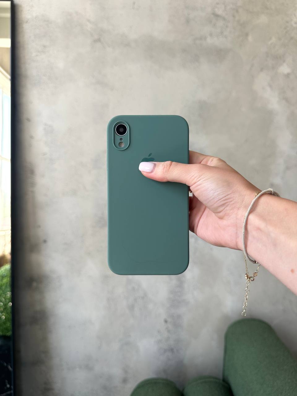 Чехол Silicone case с закрытой камерой для iPhone XR Pine Green #46
