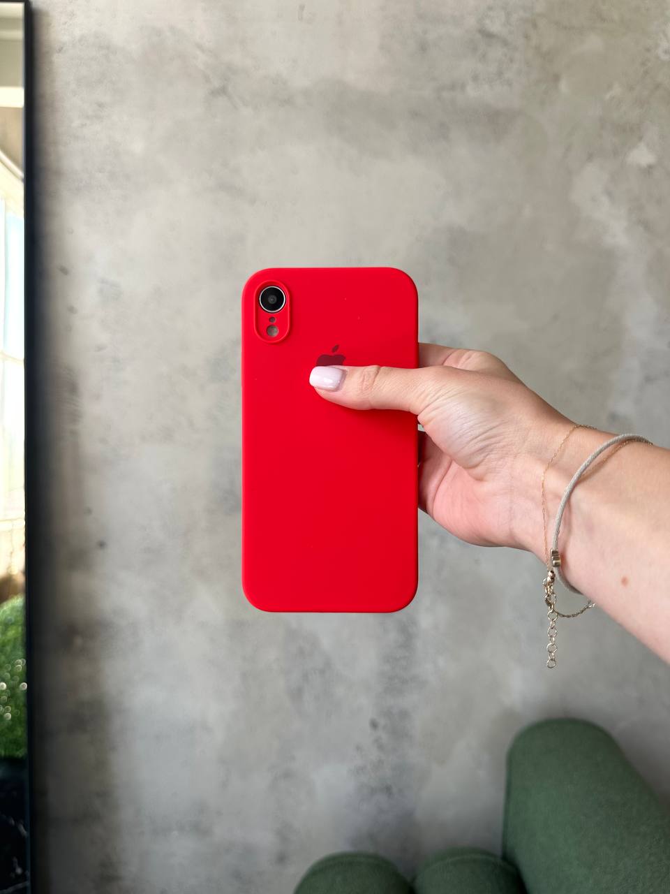 Чехол Silicone case с закрытой камерой для iPhone XR Red #11