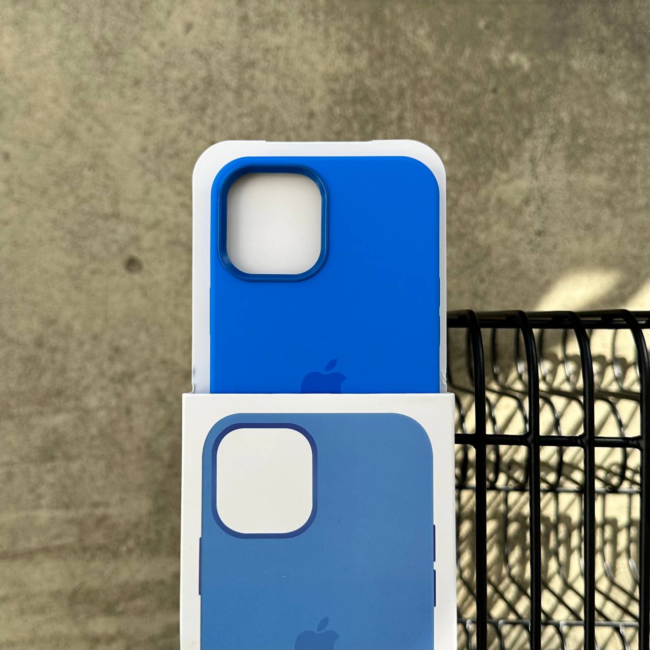 Чехол Silicone case с Magsafe на iPhone 12 Pro Max Capri Blue (11)