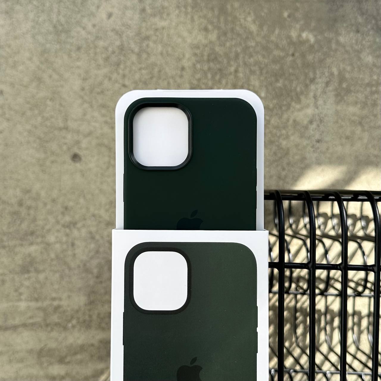 Чехол Silicone case с Magsafe на iPhone 12 Pro Max Cyprus Green (05)