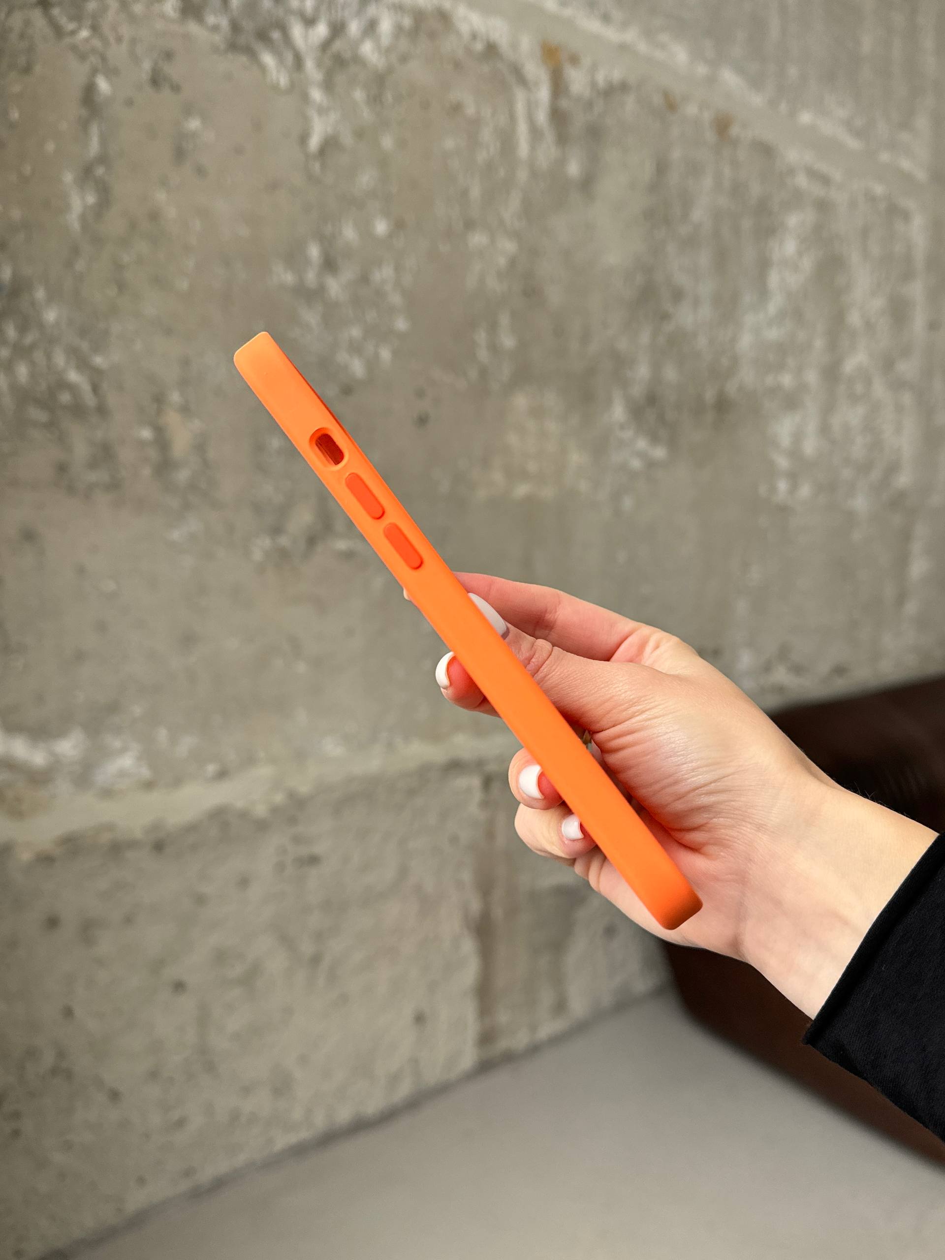 Чохол Silicone case з Magsafe на iPhone 12 / 12 Pro Kumquat (06)