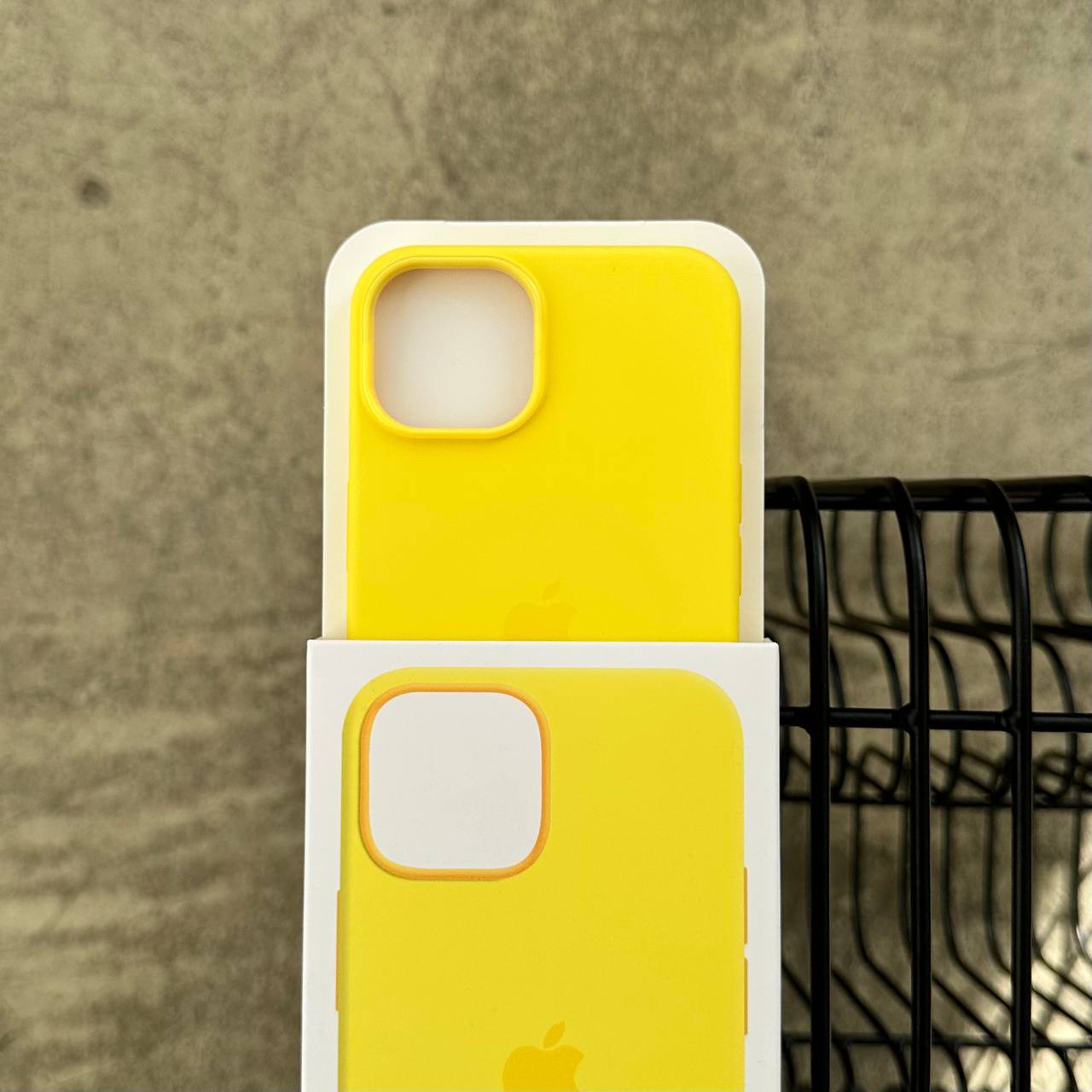 Чохол Silicone case з Magsafe на iPhone 14+ Canary Yellow (12)