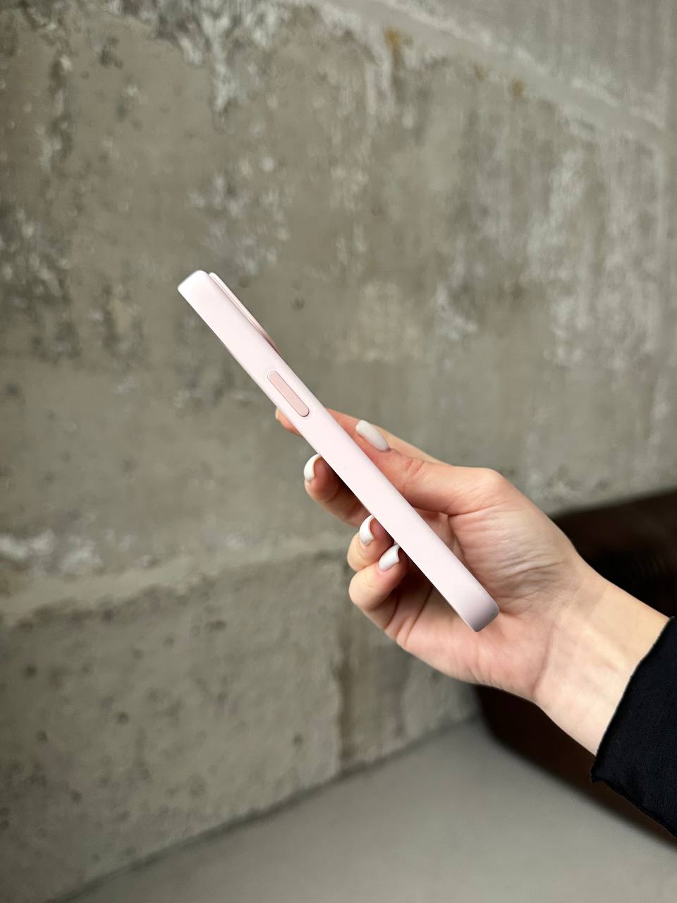Чехол Silicone case с Magsafe на iPhone 14+ Chalk Pink (03)
