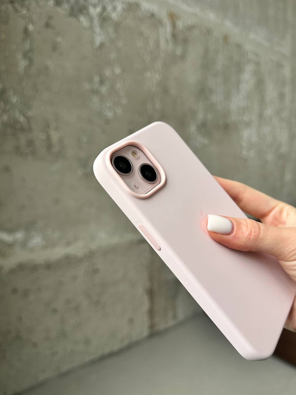 Чехол Silicone case с Magsafe на iPhone 14+ Chalk Pink (03)