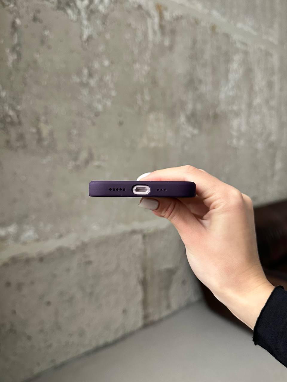 Чохол Silicone case з Magsafe на iPhone 14 Elderberry (08)