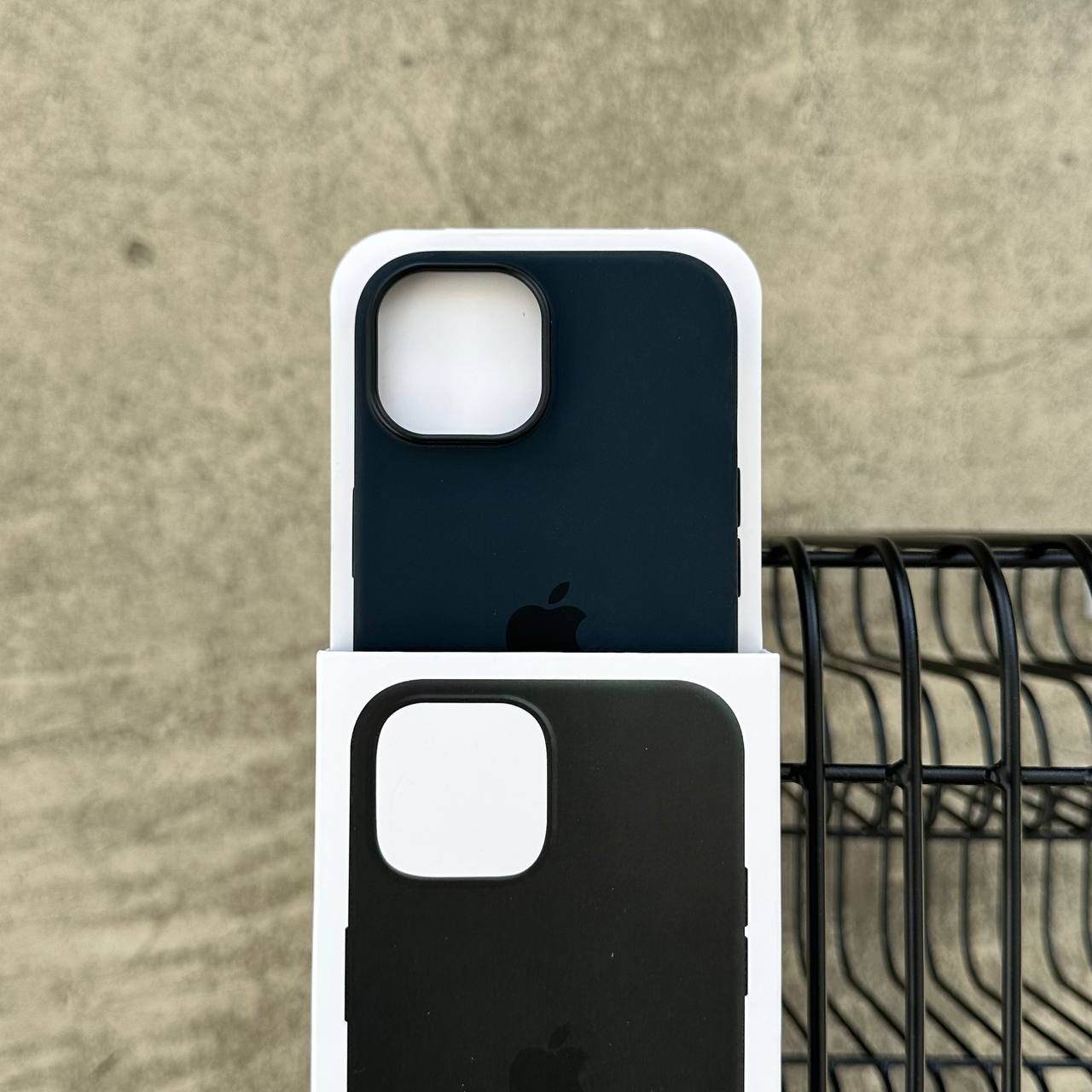 Чохол Silicone case з Magsafe на iPhone 15+ Black (01)