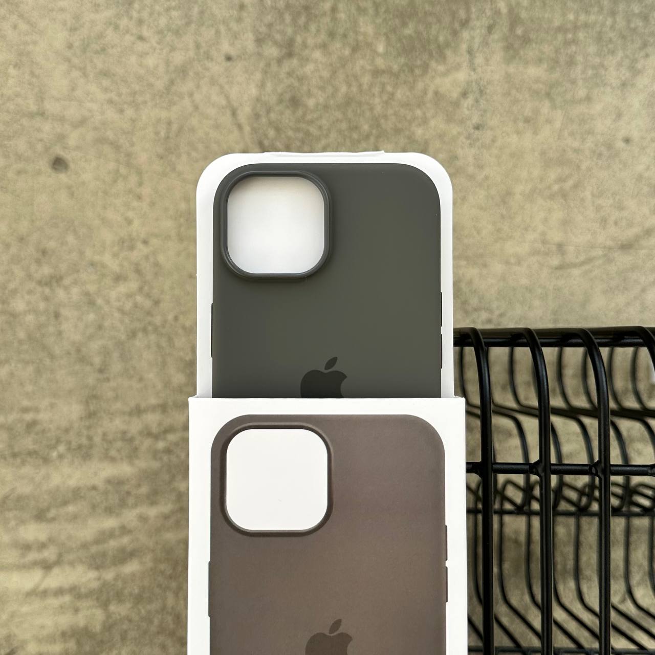 Чохол Silicone case з Magsafe на iPhone 15+ Clay (02)