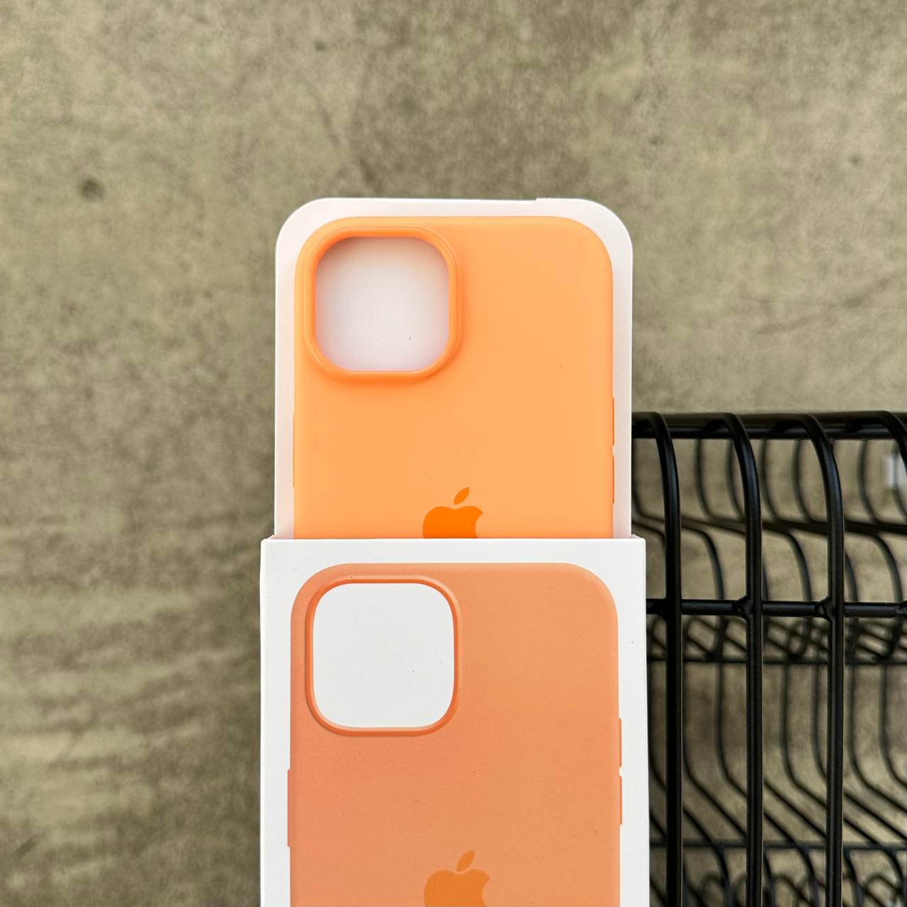 Чохол Silicone case з Magsafe на iPhone 15+ Orange Sorbet (07)