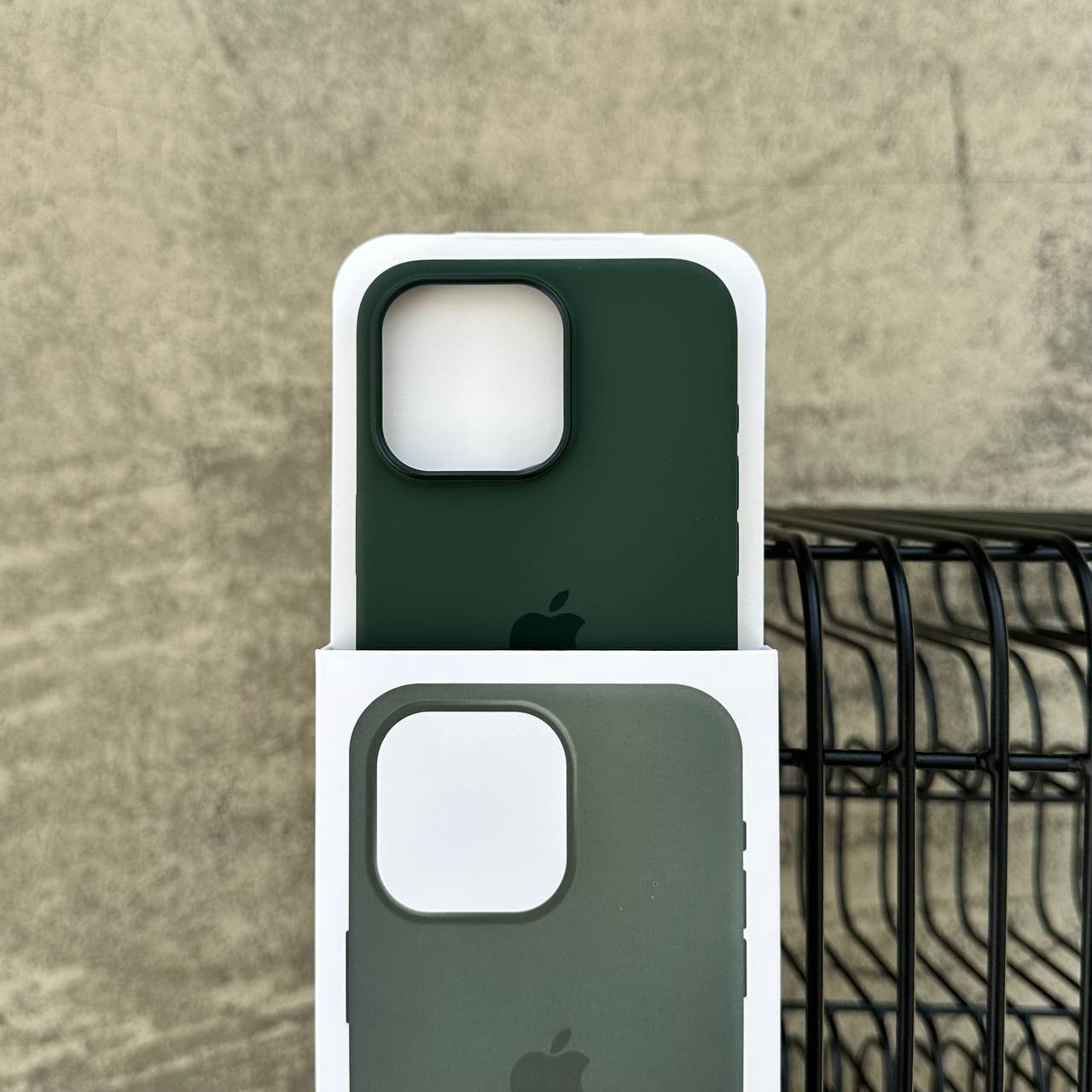 Чехол Silicone case с Magsafe на iPhone 15 Pro Max Cypress (05)