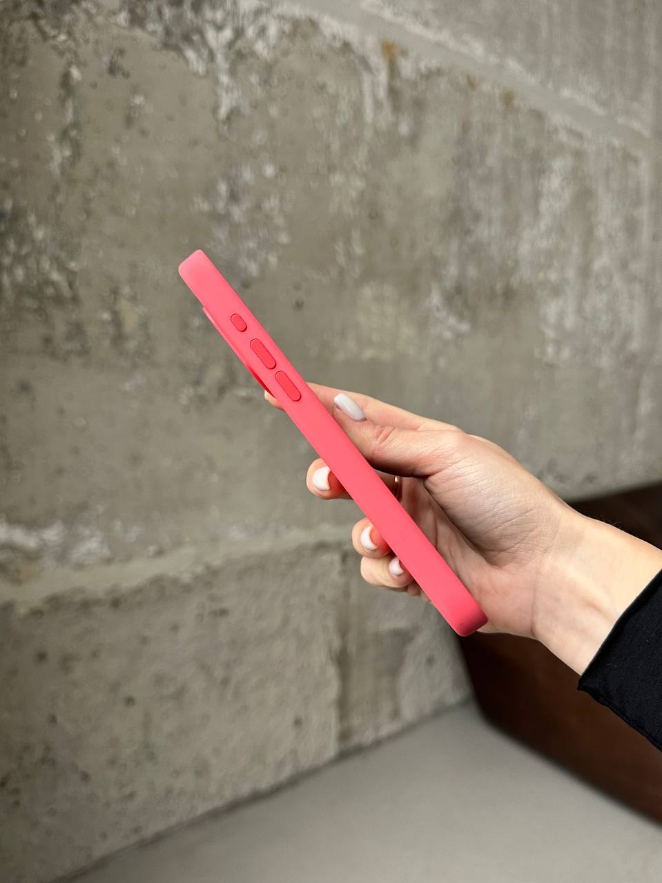 Чехол Silicone case с Magsafe на iPhone 15 Pro Max Guava (08)