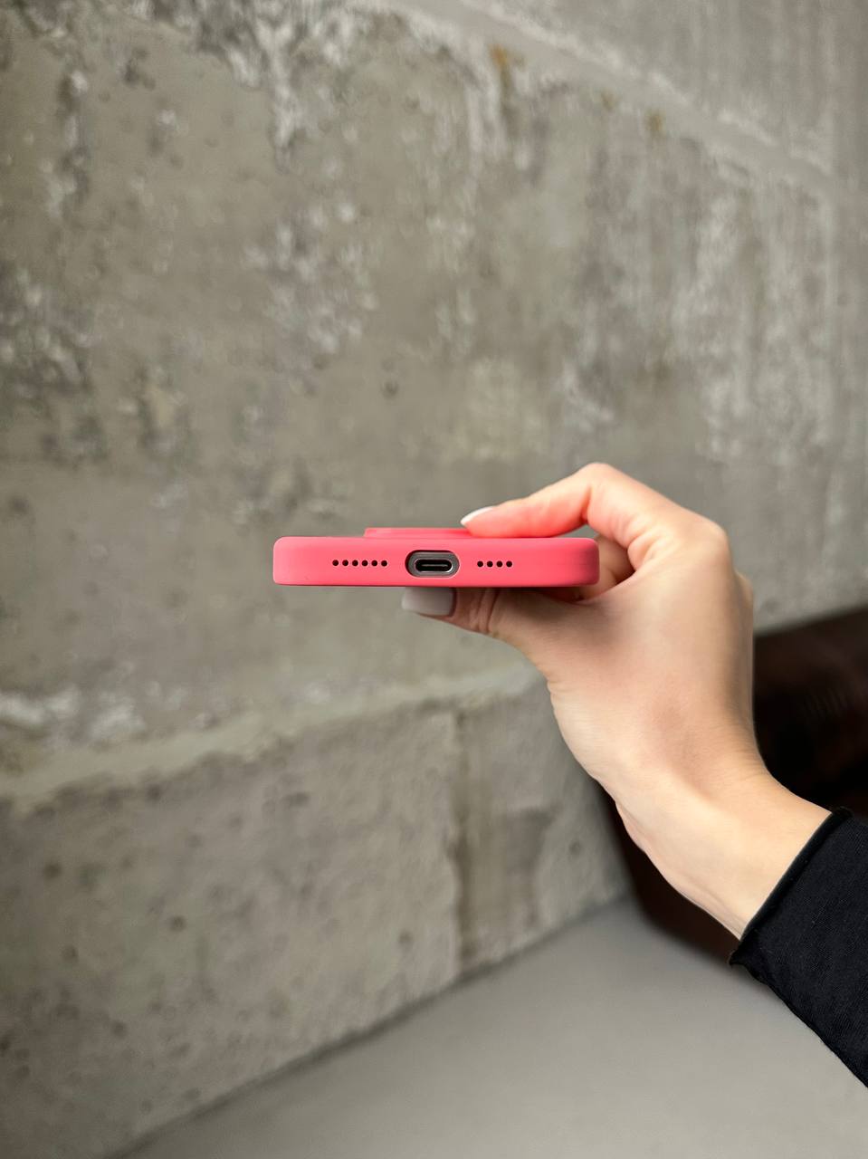 Чехол Silicone case с Magsafe на iPhone 15 Pro Max Guava (08)