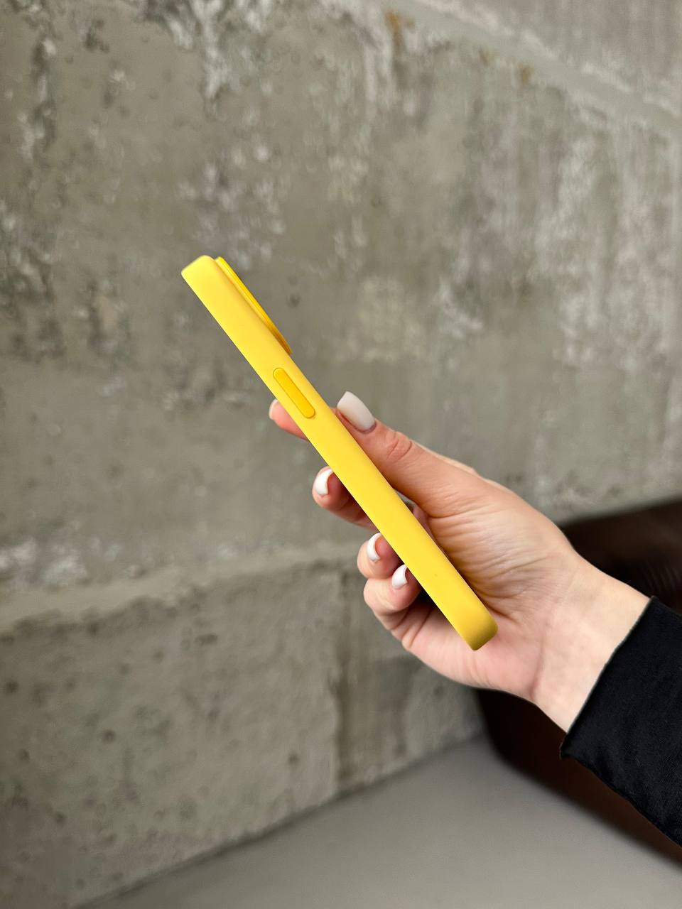 Чехол Silicone case с Magsafe на iPhone 15 Sunny Color (11)