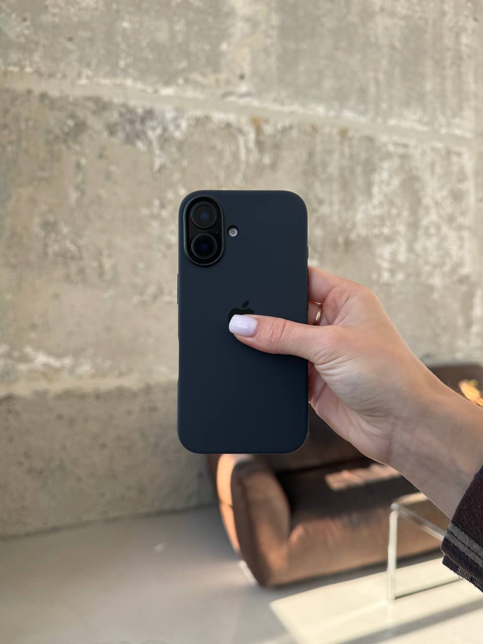 Чохол Silicone case з Magsafe на iPhone 16+ Black (01)