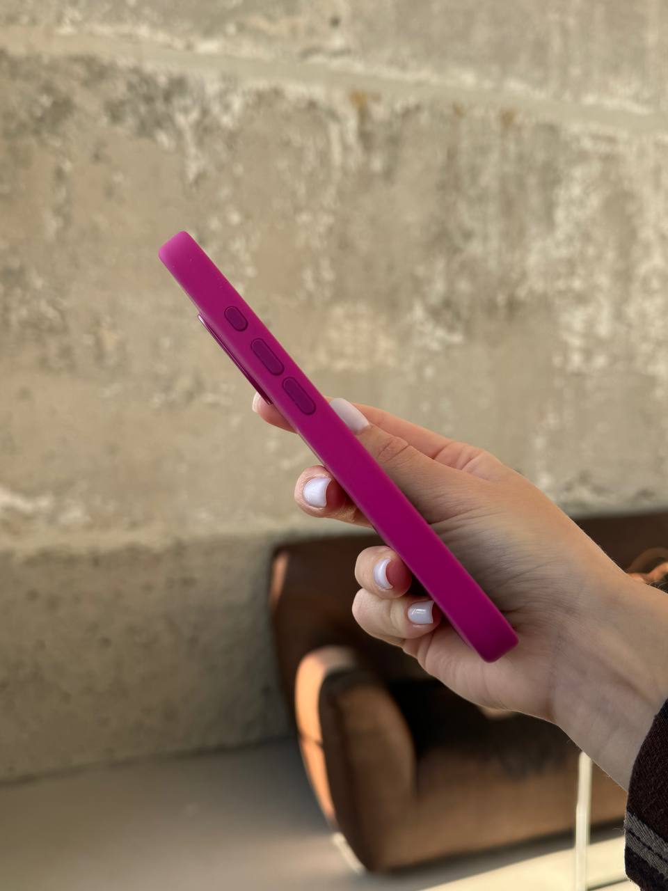 Чехол Silicone case с Magsafe на iPhone 16 Fuchsia (07)