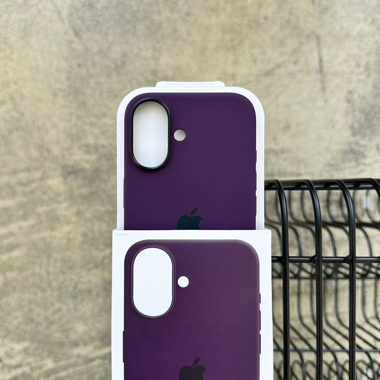 Чохол Silicone case з Magsafe на iPhone 16+ Plum (03)