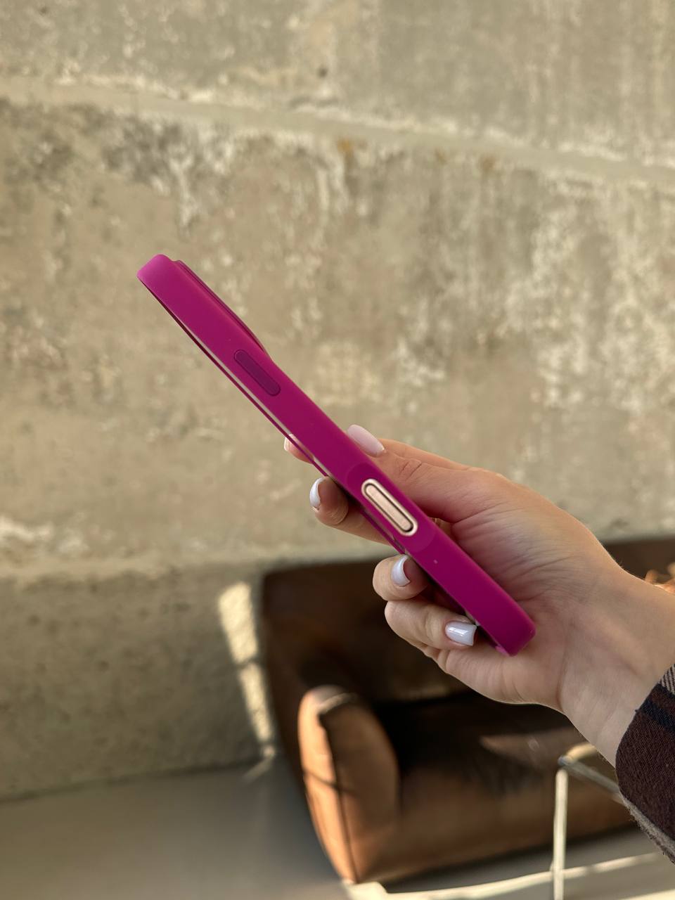 Чехол Silicone case с Magsafe на iPhone 16 Pro Max Fuchsia (07)