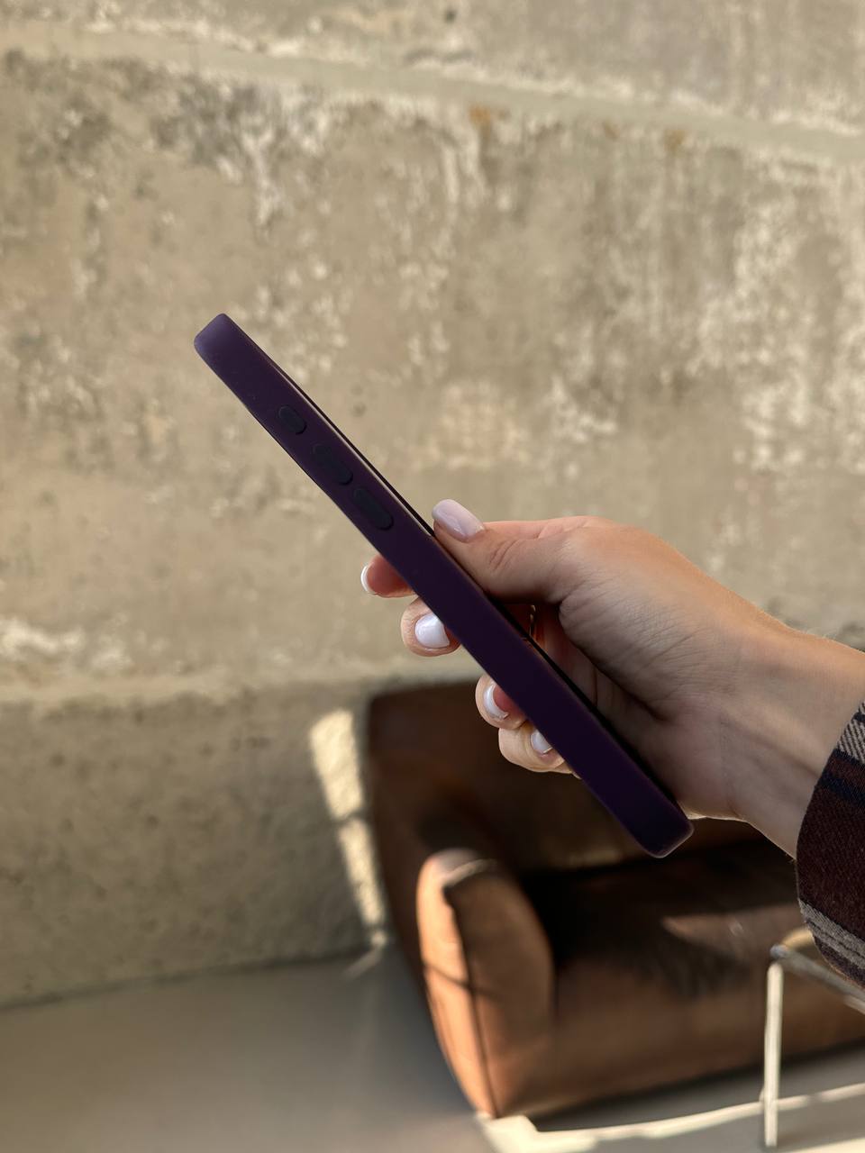 Чехол Silicone case с Magsafe на iPhone 16 Pro Plum (03)