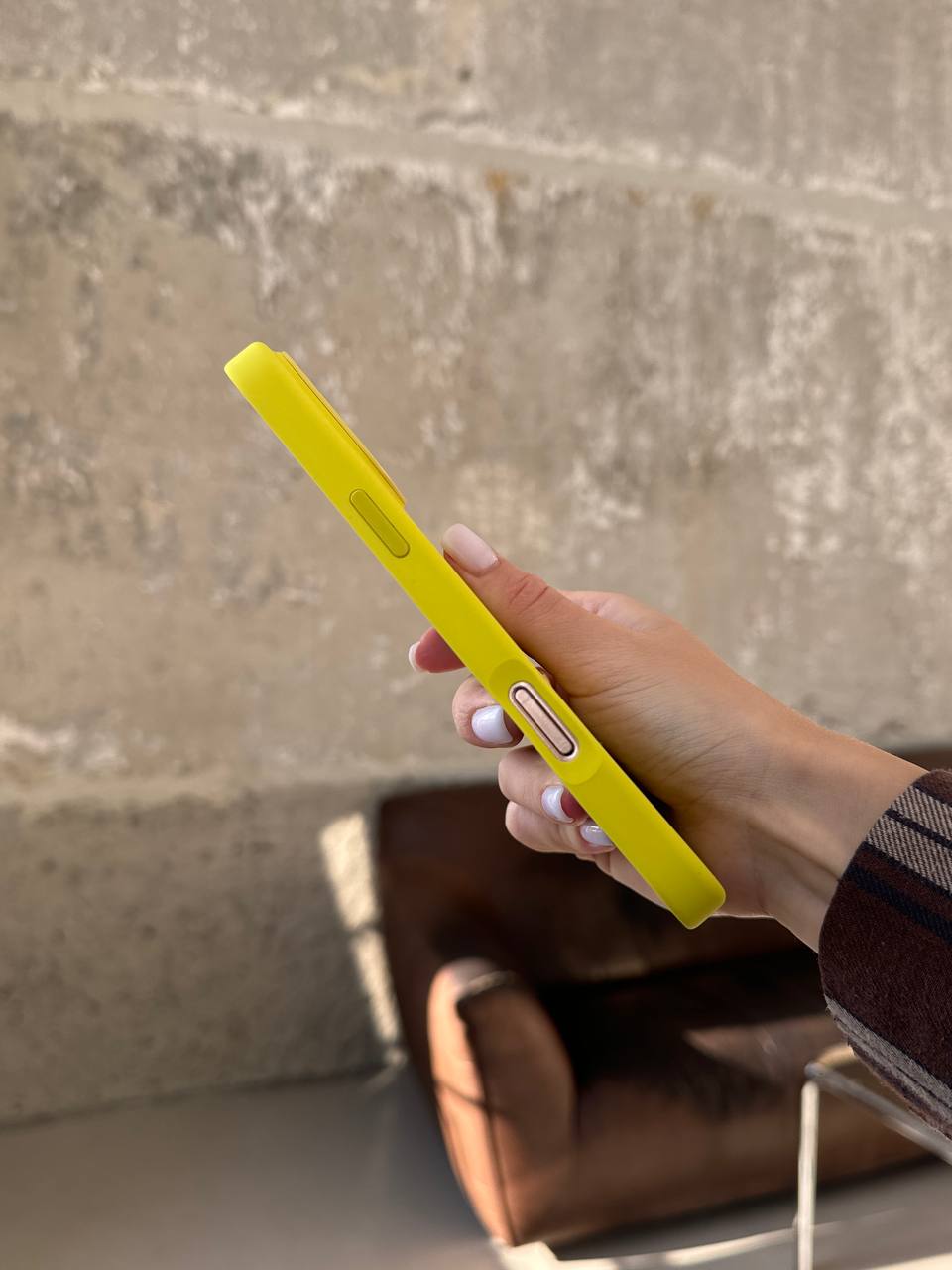 Чехол Silicone case с Magsafe на iPhone 16 Pro Star Fruit (08)