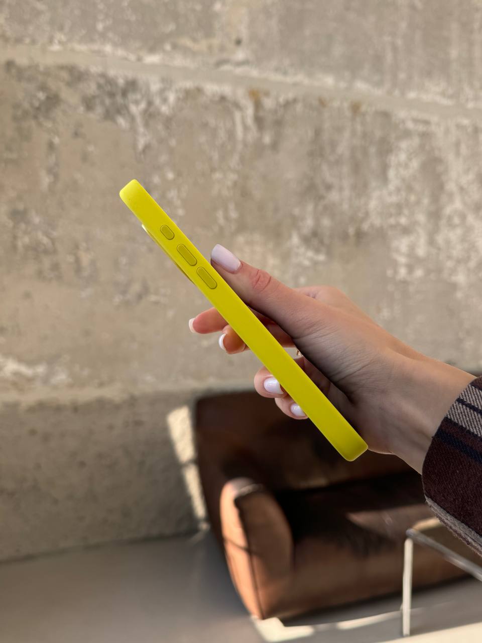 Чехол Silicone case с Magsafe на iPhone 16 Pro Star Fruit (08)