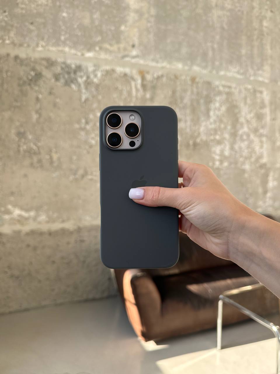 Чехол Silicone case с Magsafe на iPhone 16 Pro Max Stone Gray (02)