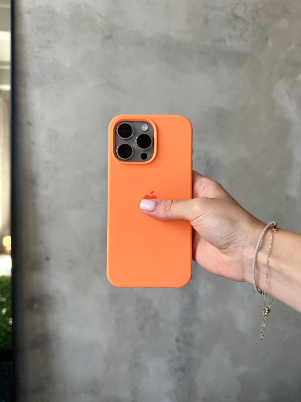 Чохол Silicone case з відкритою камерою на iPhone 16 Pro Max Papaya (40)