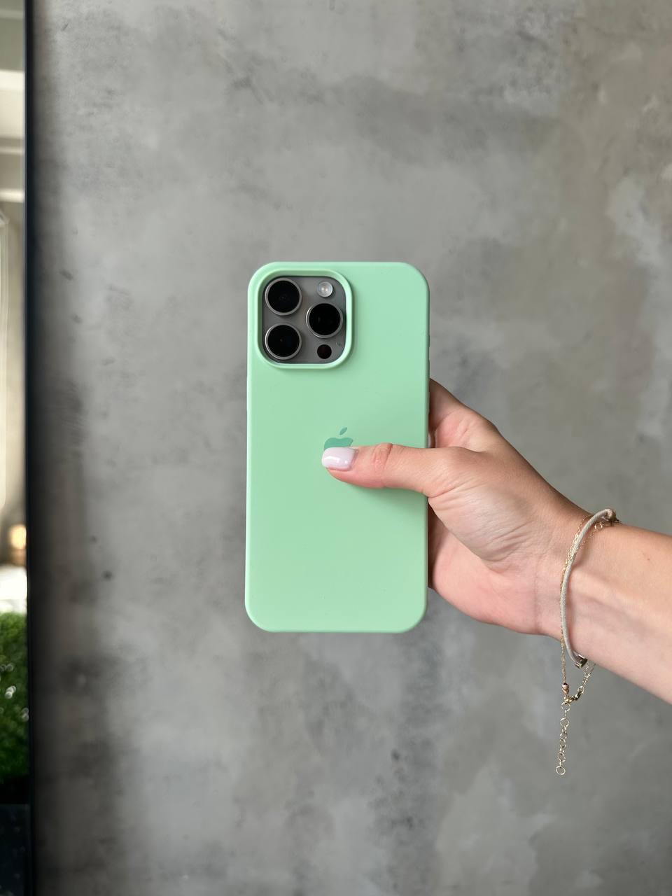 Чохол Silicone case з відкритою камерою на iPhone 16 Pro Max Pistachio (42)