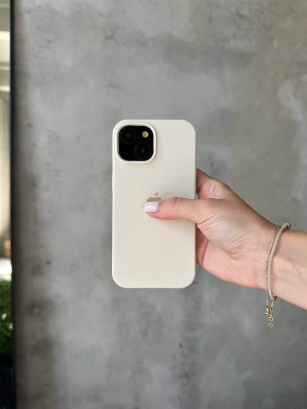 Чохол Silicone case з відкритою камерою на iPhone 14 Beige (16)