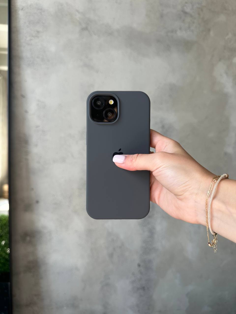 Чохол Silicone case з відкритою камерою на iPhone 13 Graphite (24)