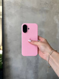 Чехол Silicone case с открытой камерой на iPhone 16 Baby Pink (06)