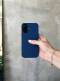 Чехол Silicone case с открытой камерой на iPhone 16 Deep Navy (30)