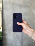 Чехол Silicone case с открытой камерой на iPhone 16 Elderberry (32)