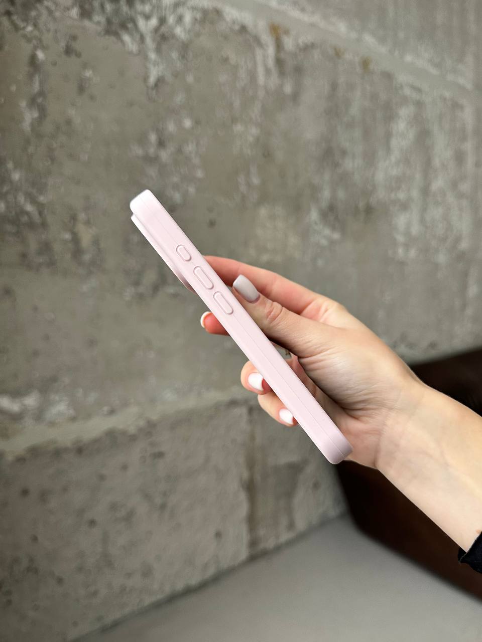 Чохол Silicone case з відкритою камерою на iPhone 17 Chalk Pink (27)