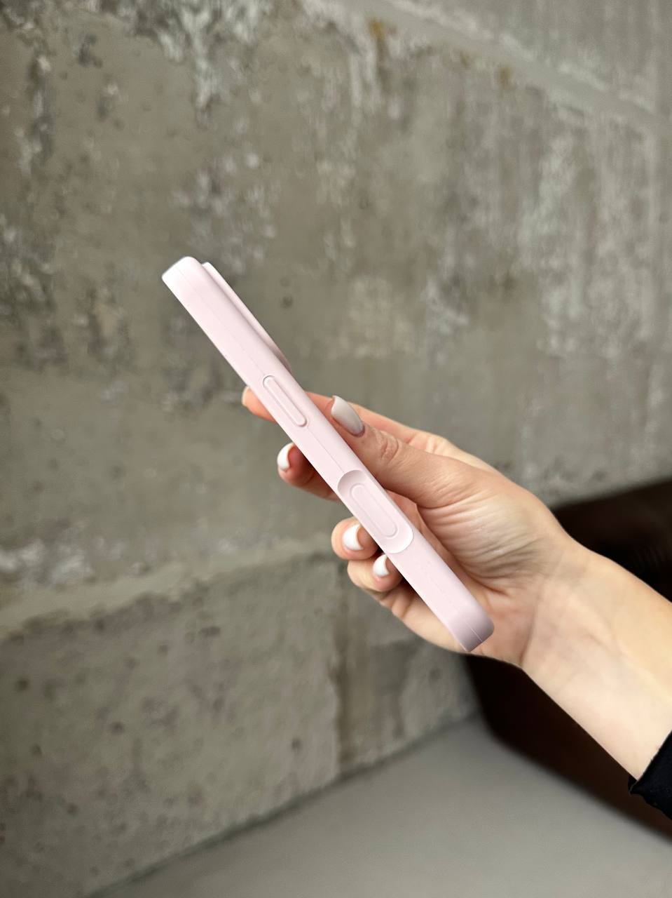 Чохол Silicone case з відкритою камерою на iPhone 17 Chalk Pink (27)