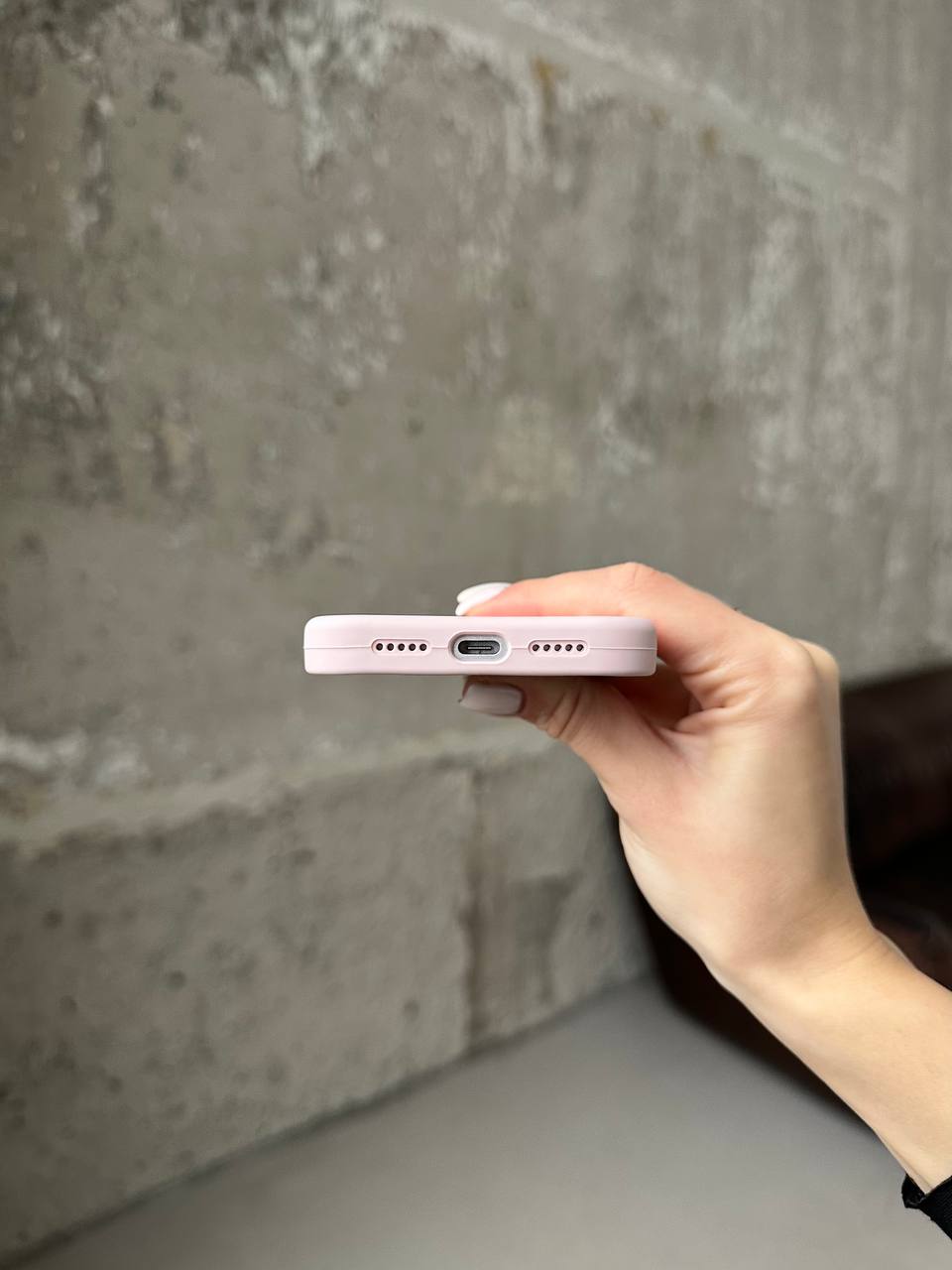 Чохол Silicone case з відкритою камерою на iPhone 17 Chalk Pink (27)