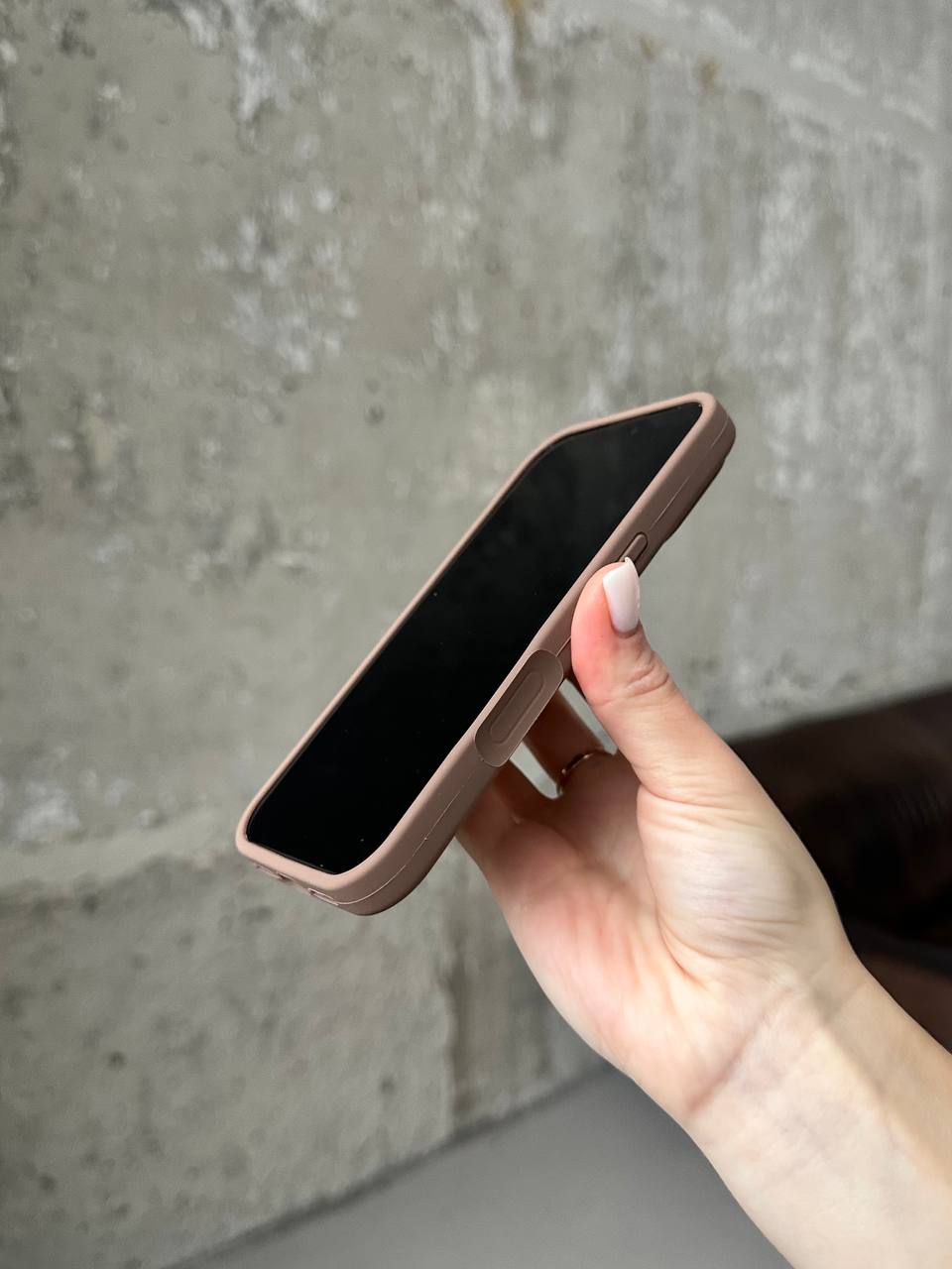 Чохол Silicone case з відкритою камерою на iPhone 17 Pro Max Chocolate (43)