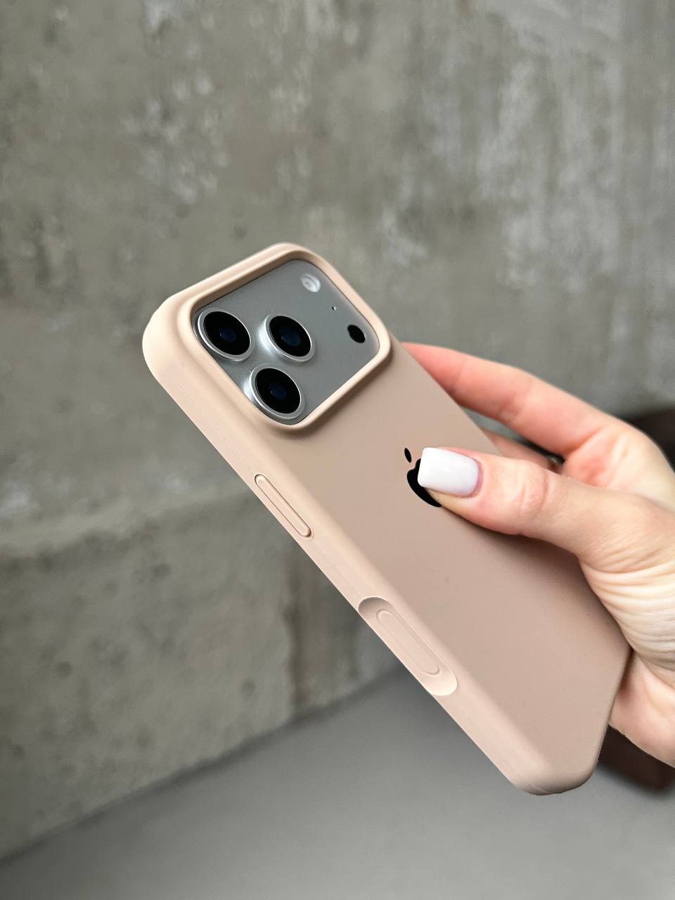 Чохол Silicone case з відкритою камерою на iPhone 17 Pro Max Desert (44)