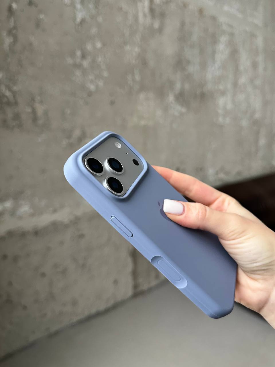 Чехол Silicone case с открытой камерой на iPhone 17 Pro Lavander Grey (17)