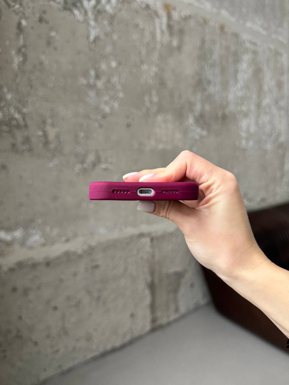 Чохол Silicone case з відкритою камерою на iPhone 17 Marsala (18)