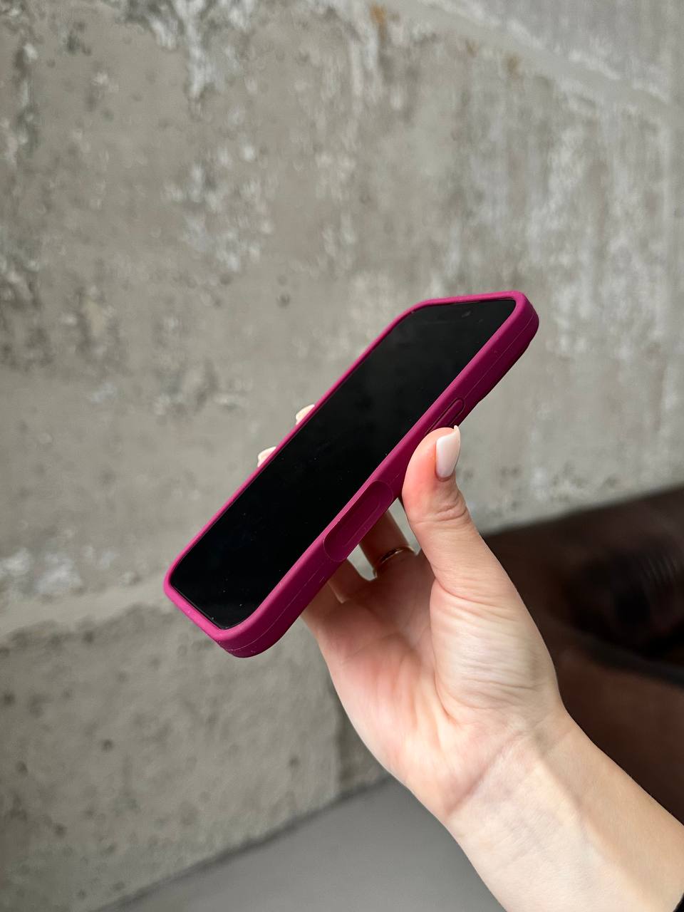 Чохол Silicone case з відкритою камерою на iPhone 17 Marsala (18)