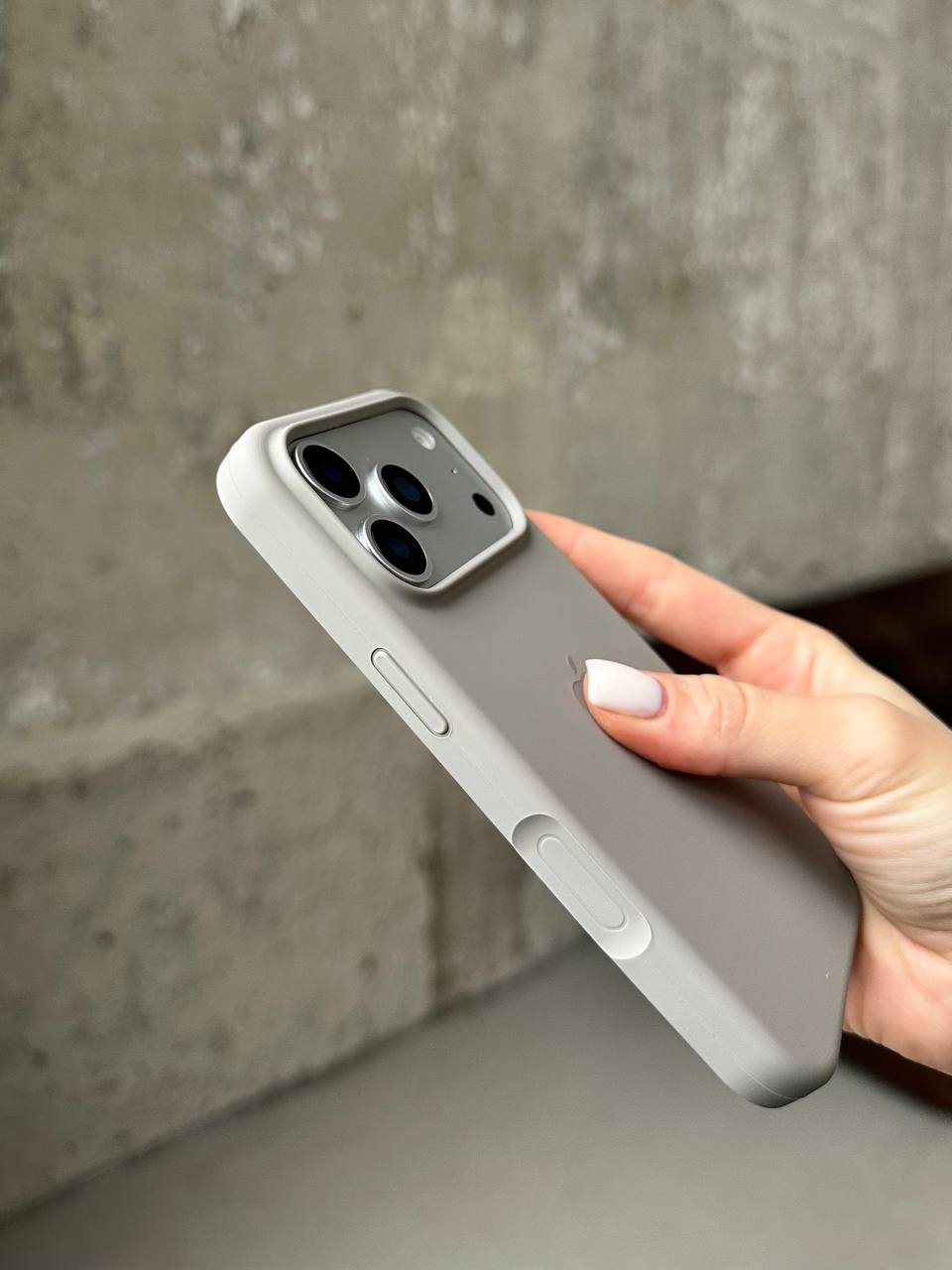 Чохол Silicone case з відкритою камерою на iPhone 17 Pro Max Pebble (14)