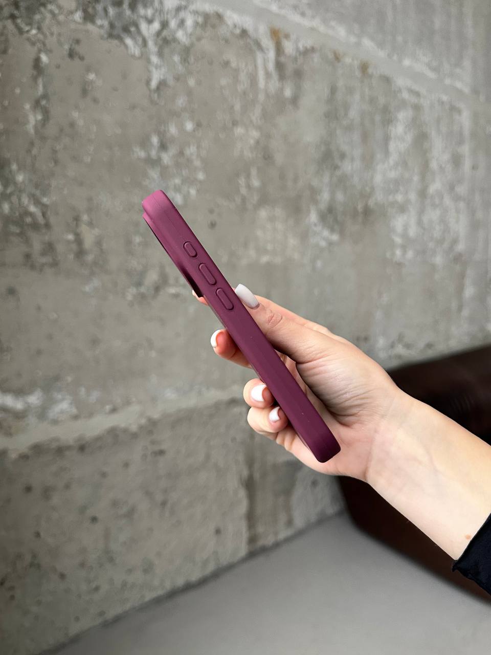 Чохол Silicone case з відкритою камерою на iPhone 17 Plum (12)