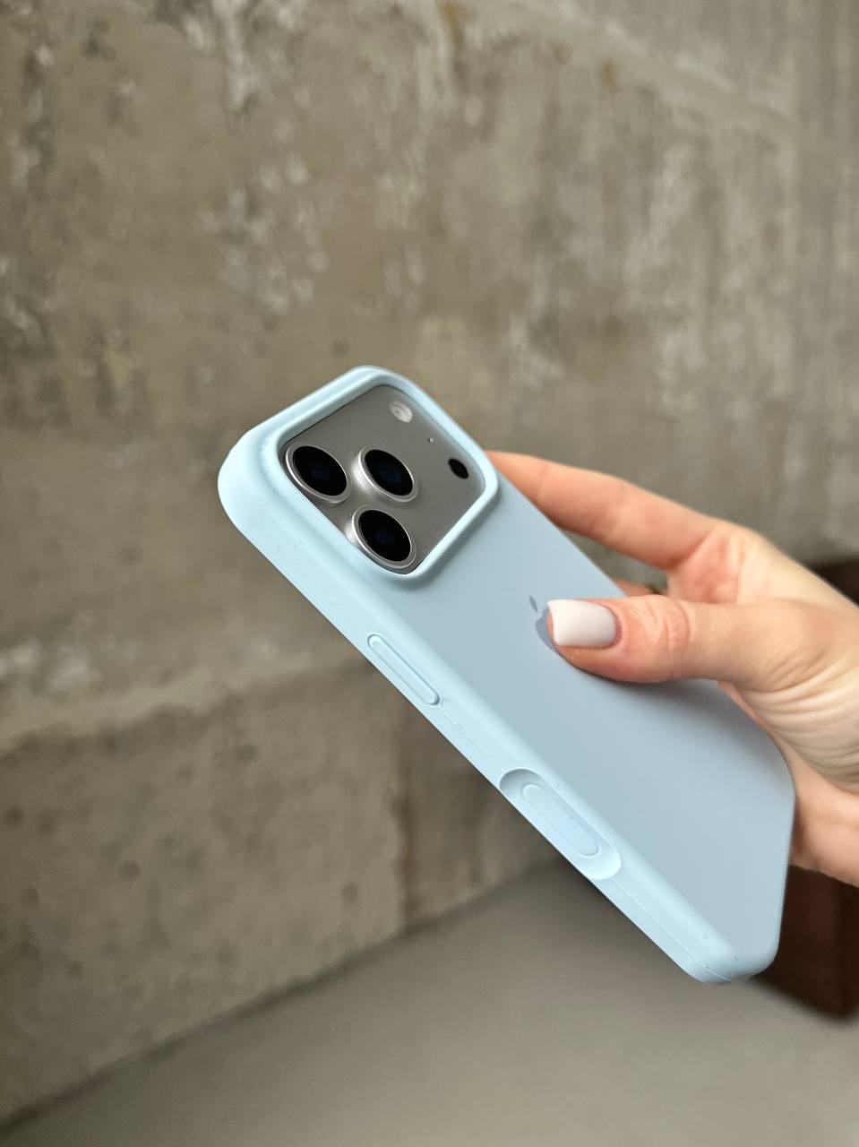 Чехол Silicone case с открытой камерой на iPhone 17 Pro Sky Blue (33)