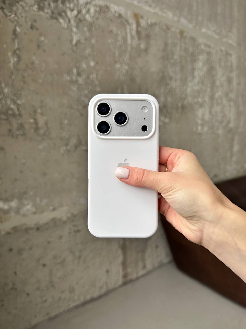 Чохол Silicone case з відкритою камерою на iPhone 17 Pro White (03)