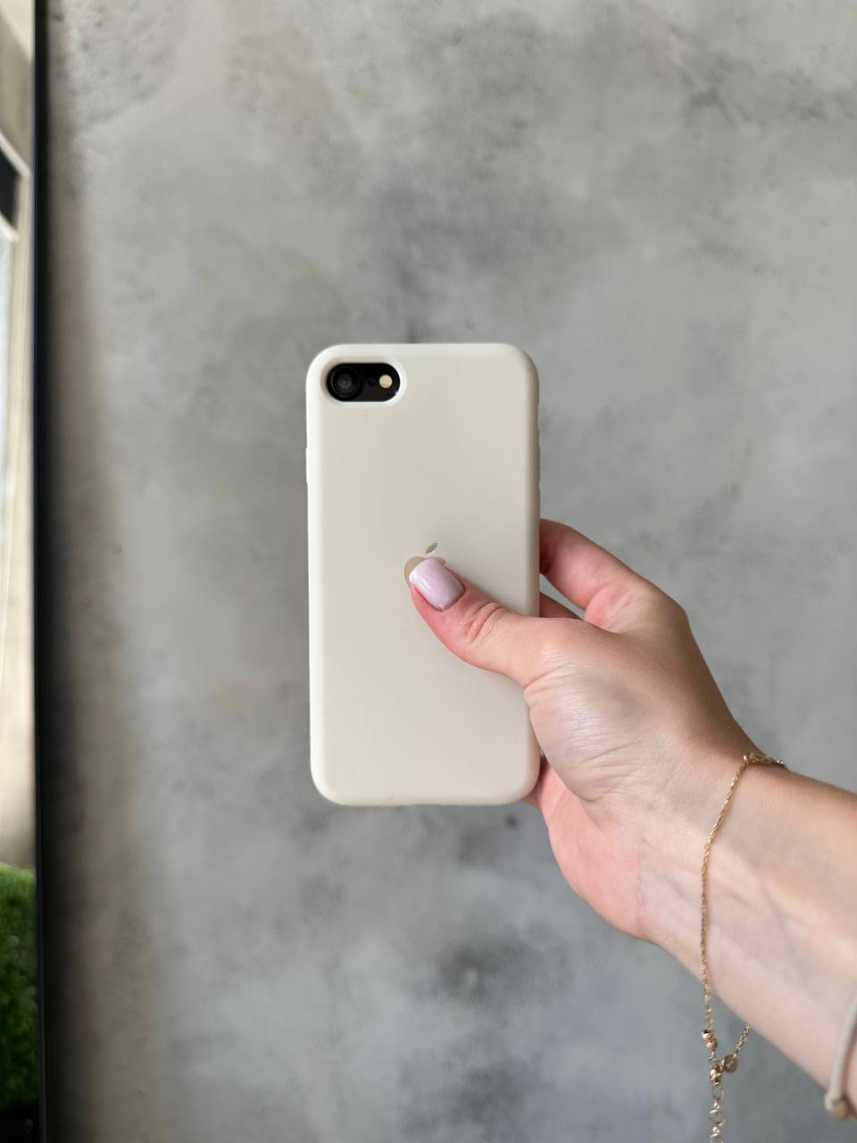 Чехол Silicone case с открытой камерой на iPhone 7 / 8 Beige (16)