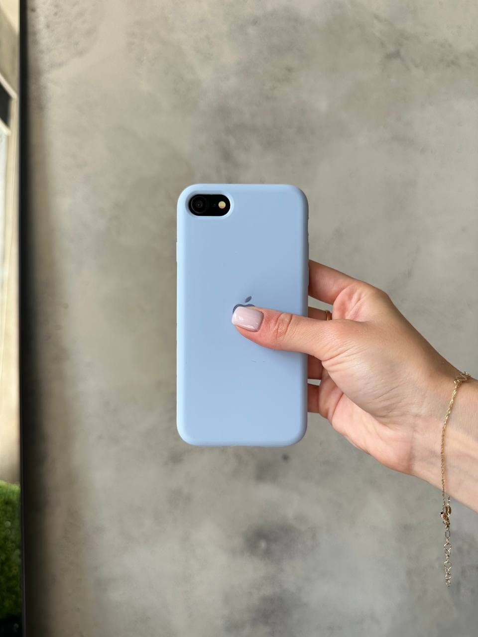 Чехол Silicone case с открытой камерой на iPhone SE 2020 / 2022 Lilac (05)