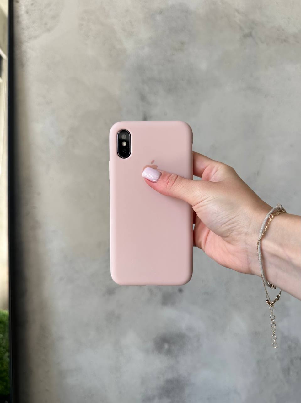 Чехол Silicone case с открытой камерой на iPhone X/XS Pink Sand (26)