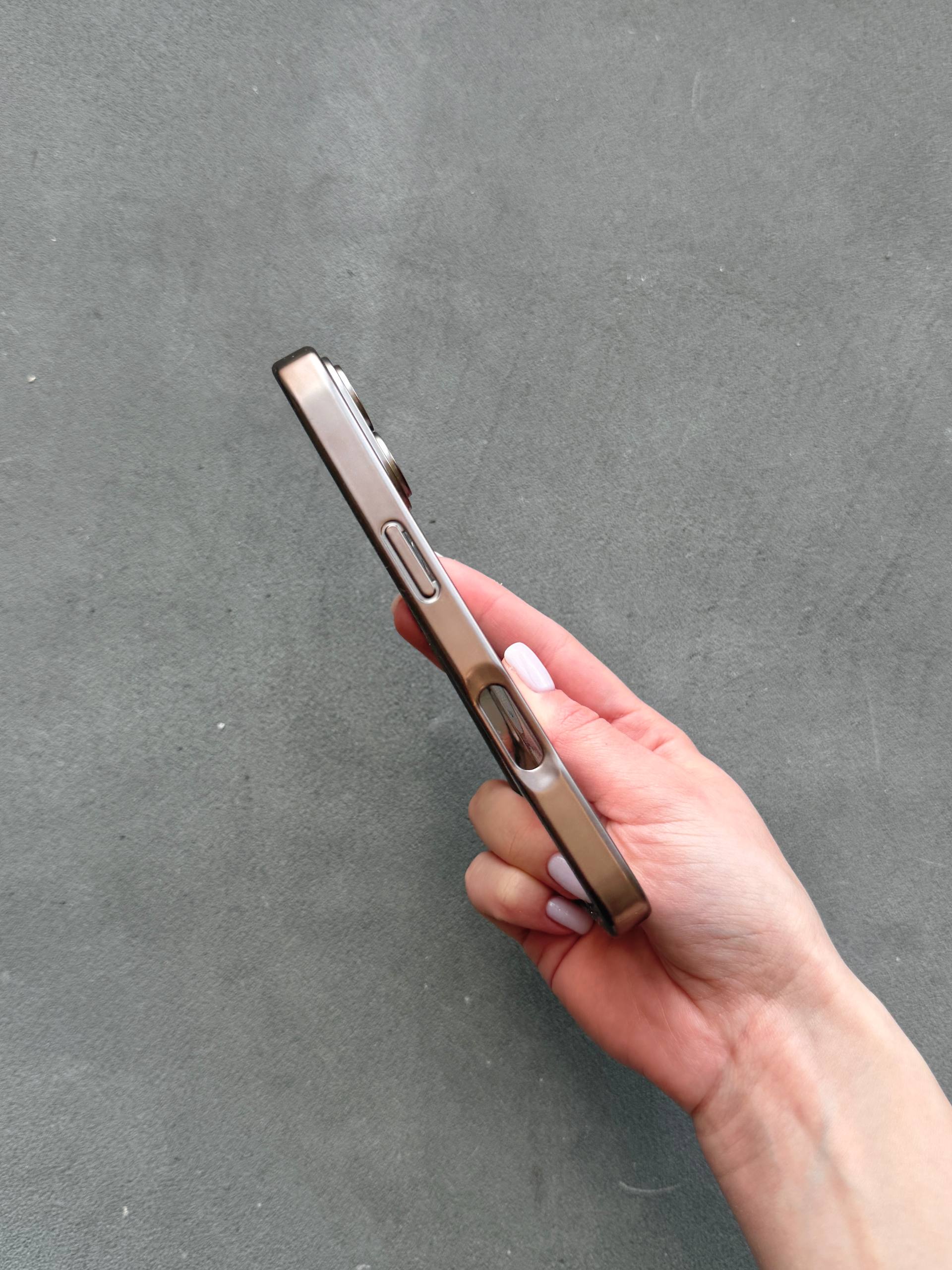 Чехол цветной Shining case с Magsafe на iPhone 17 Titan