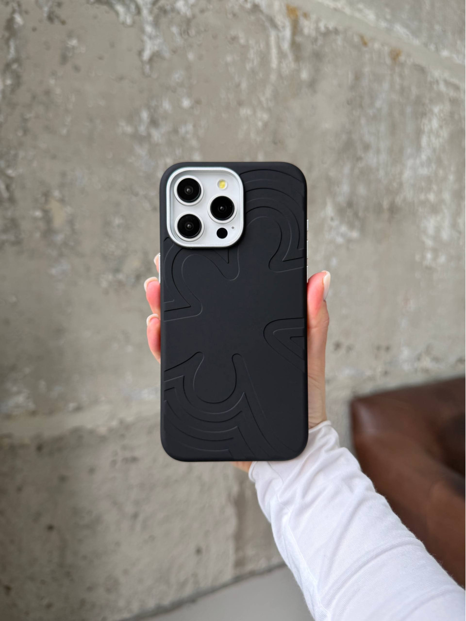Чохол Flower Silicone Case з Magsafe на iPhone 16 Pro Max Black (04)
