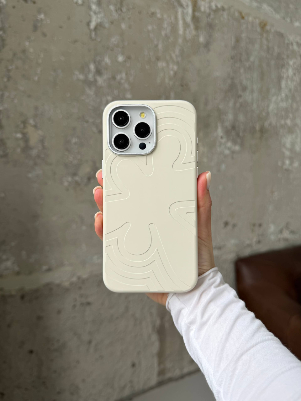 Чохол Flower Silicone Case з Magsafe на iPhone 16 Pro Max Antique White (05)