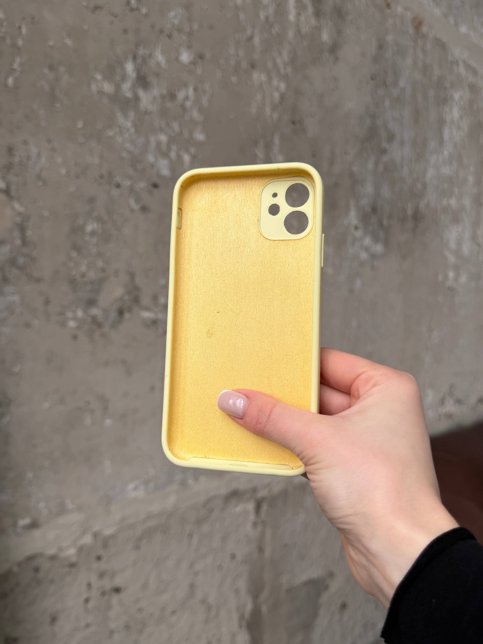 Чехол Silicone case с закрытой камерой на iPhone 7+ / 8+ Cream Yellow #61